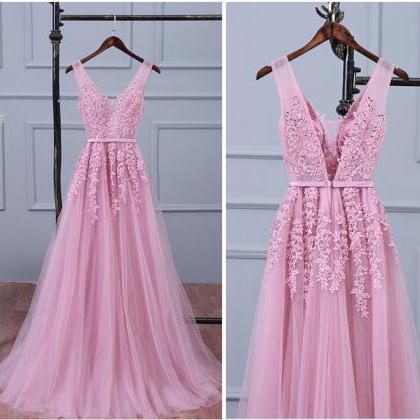 Lace Appliqued Tulle Long Prom Dresses Sexy V-neck..