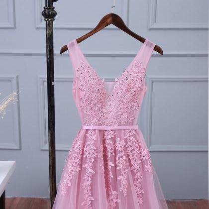 Lace Appliqued Tulle Long Prom Dresses Sexy V-neck..