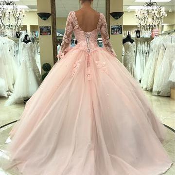 Pink Lace Appliques Ball Gowns Quinceanera Dresses..