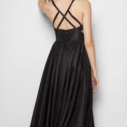 A Line Spaghetti Straps Floor Length Sleeveless Tulle Appliques Lace Up Prom Dress LBQ2845