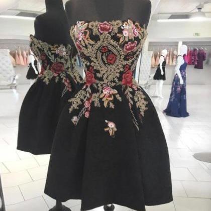 Black Lace Applique Short Prom Dress, Black..