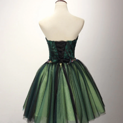 Stylish tulle lace short prom dress..