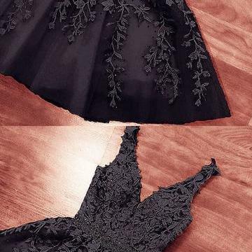 Short Black Lace Embroidery V Neck Homecoming..