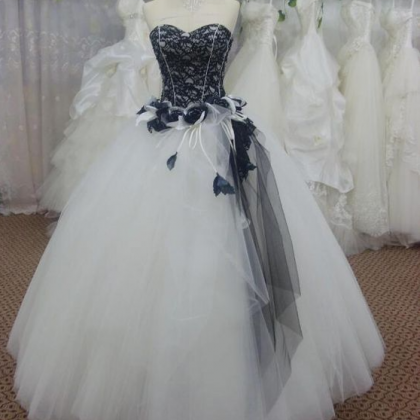 Charming Tulle Black Lace Ball Gown Prom Dresses,..