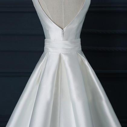 A-line Wedding Dress - Scoop Court Train Satin..