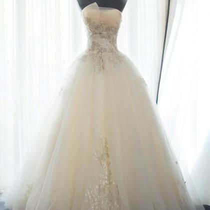 Ivory Tulle Ball Gown With Lace Long Wedding Party..