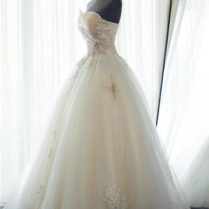 Ivory Tulle Ball Gown With Lace Long Wedding Party..