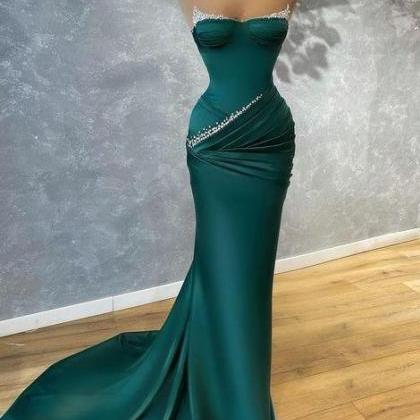 Chic Dark Green Strapless Mermaid Evening Dress..