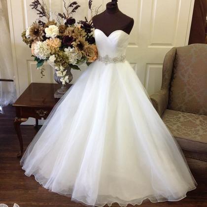 Sweetheart Organza Princess Bridal Wedding Dresses..