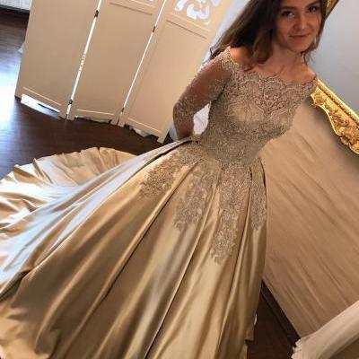 Princess A-Line Off-Shoulder Long Sleeves Ball Gown Long Prom/Wedding Dress with Appliques Lace