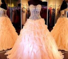 Pale Blush Sweetheart Sleeveless Tiered Appliqued Lace A-Line Homecoming Dress main image 0