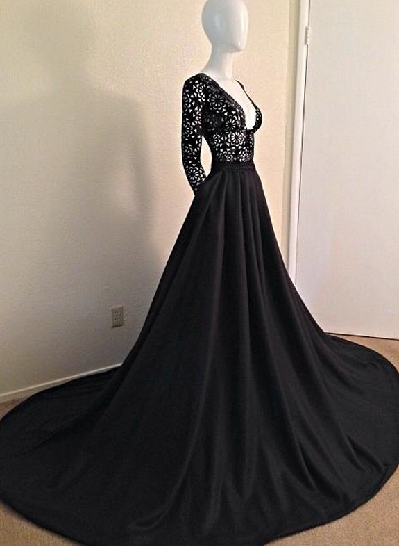 Black Lace Plunge V Long Sleeves Floor Length Formal Gown, Prom Dress