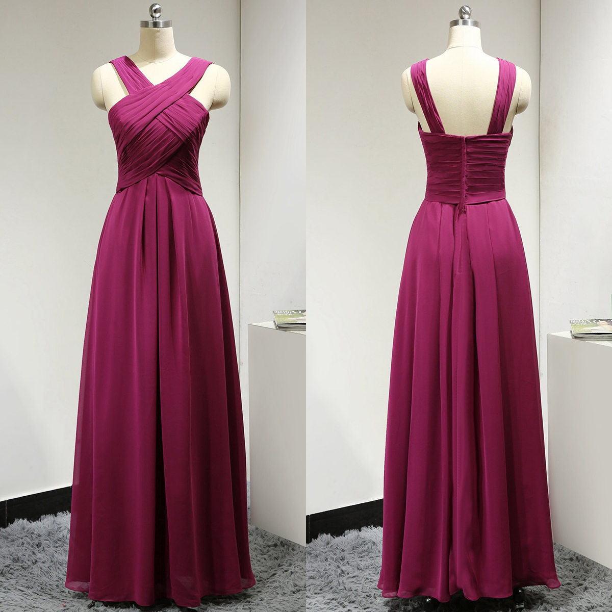 Halter A-line Bridesmaid Dress With Ruching Detail, V-neck Light Purple Bridesmaid Gowns,pl0916