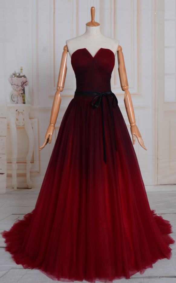 Gothic Belle Red/black Upscale Fantasy Gown – Romantic Threads