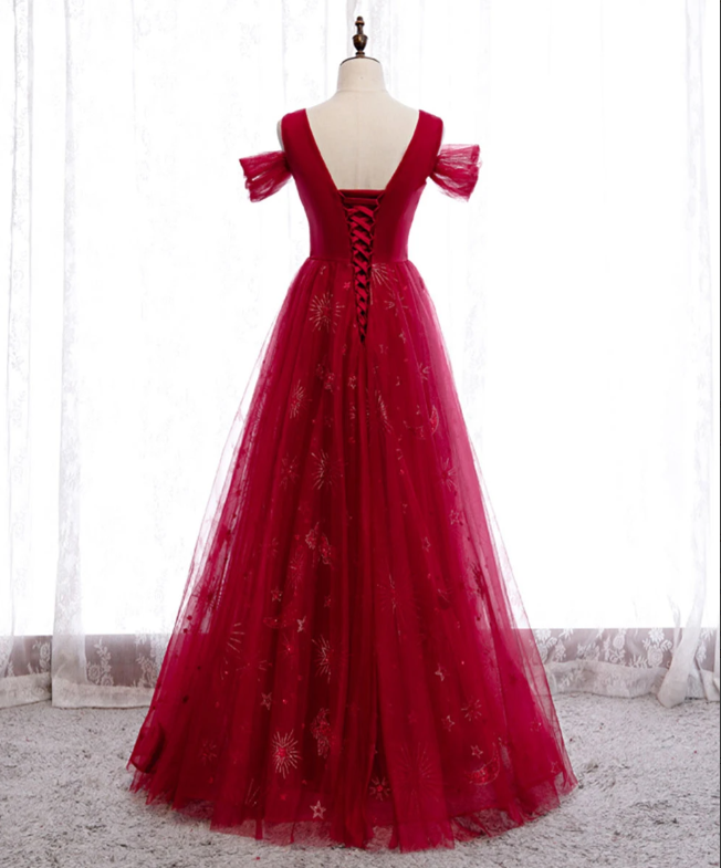 Burgundy V-Neck Long Sleeve Lace Applique Tulle Evening Gown JTE574