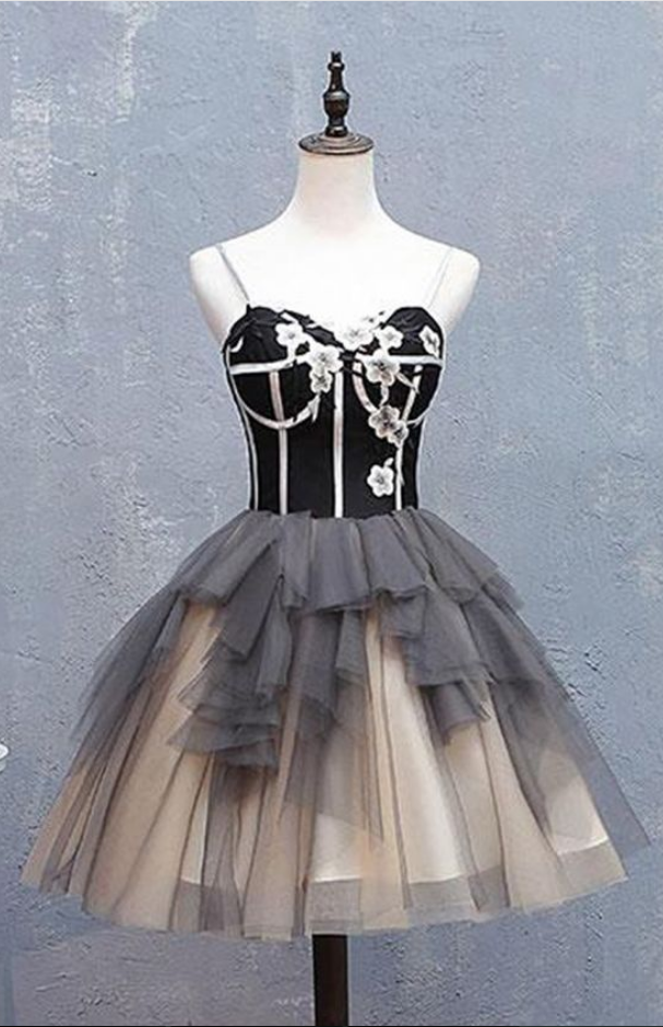 Sweetheart Neck Gray Tulle Homecoming Dress Short Ruffles Prom Dress, Party Dress With Applique,pl1765