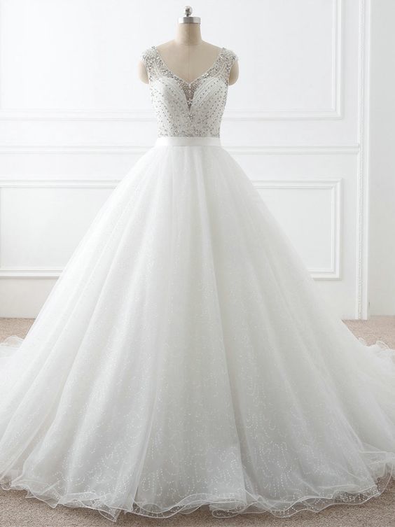 Ball Gown Wedding Dress,handmade Beaded Bridal Dress,v-neckline Beaded Wedding Gownpl1984
