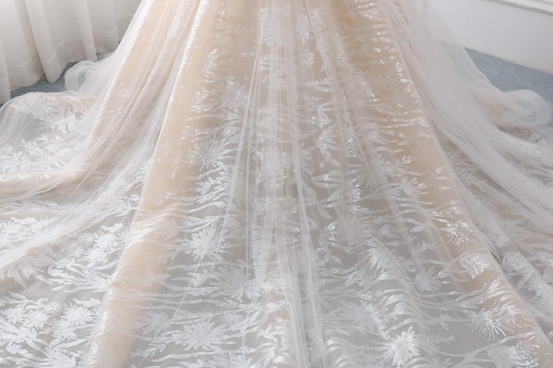 Wedding Dress Champagne Sweetheart Spaghetti Bridal Gown Glittery