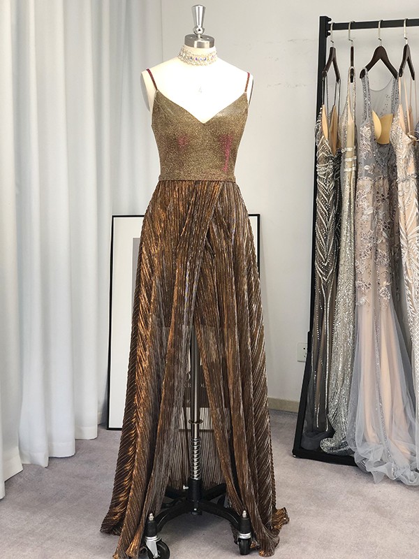 A-Line/Princess Sleeveless Halter Ruffles Floor-Length Dresses