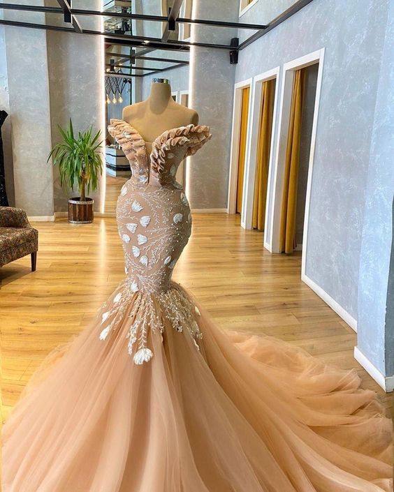 Customized prom hot sale dresses