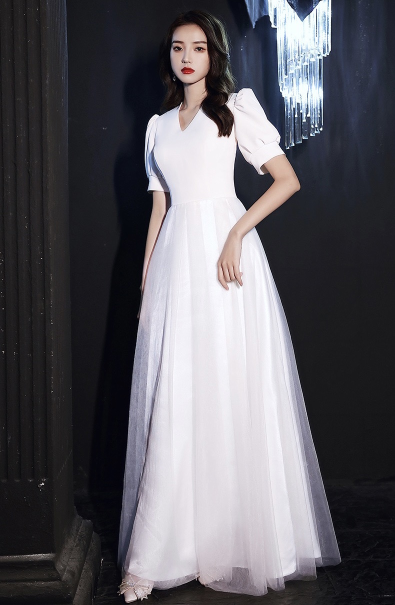 Simple, Atmospheric, Travel Take Fairy Dress, V-neck Wedding Dress,custom Made