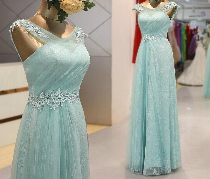 2017 Custom Made Charming Prom Dress,tulle Prom Dress,appliques Prom Dress,v-neck Prom Dress,a-line Prom Dress