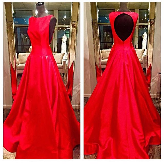 2017 Custom Made Charming Red Prom Dress, Sleeveless Evening Dress, Sexy Backless Hole Evening Dress