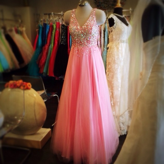 2017 Custom Made Pink Chiffon Prom Dress,Sexy V-Neck Evening Dress,Sleeveless Party Dress ,Floor Length Prom Dress,High Quality