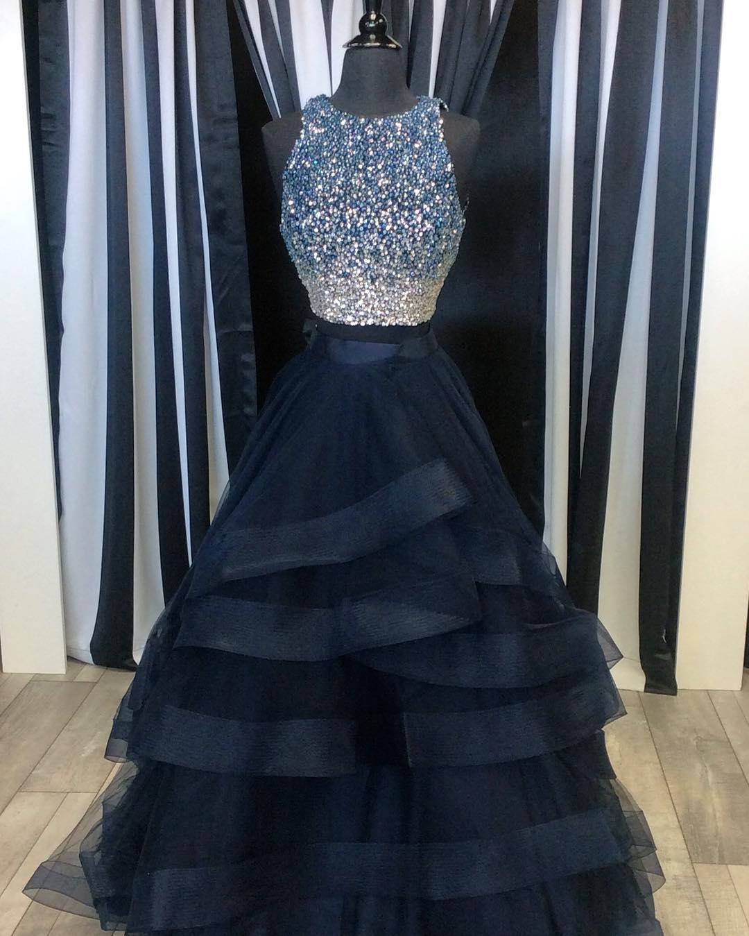 Prom Dresses Party Dresses Two Piece Prom Dresses Ruffles Ball Gowns Sparkly Sequins Dress 2