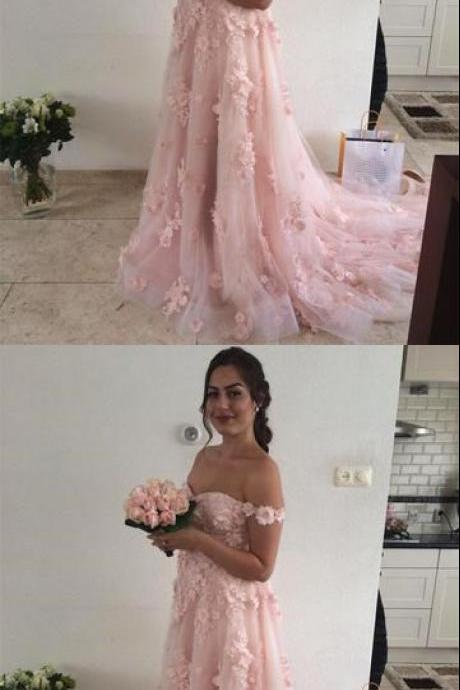 Chic Lace Flower Off The Shoulder Tulle Long Prom Dresses 2018
