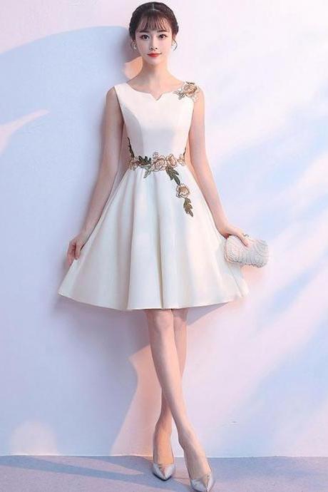 Simple Light Champagne Satin Applique Short Prom Dress, Cute Homecoming Dress,pl4518