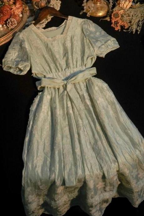 Green Vintage Dress-victorian Style Dress-cottage Core Aesthetics-princess Dress Women-vintage Prairie Dress-milk Maid Dress-french
