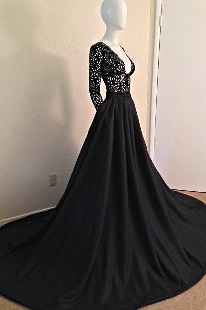Charming Black Lace Prom Dress,sexy Deep V-neck Evening Dress,sexylong Sleeves Prom Dress