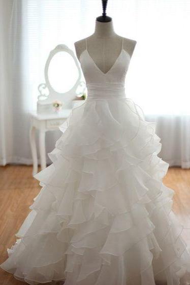 2017 Custom Charming White Layered Wedding Dress,spaghetti Straps Bridal Dress,deep V-neck Wedding Dress
