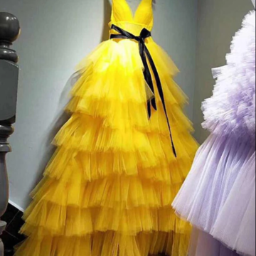 A-Line Strapless Halter Sleeveless Pleated Appliques Yellow Tulle Prom Dress WU1606