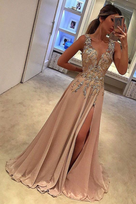 Sexy Deep V Neck Prom Dresses With Split Side Appliques Prom Gowns On