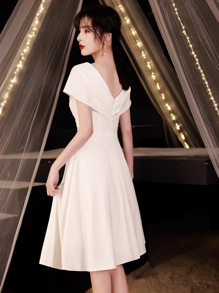 Women Elegant Retro White V neck Pleated Long Sleeve Homecoming Dress,White Outfit Dress Y5090 main image 1