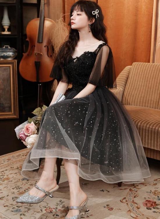 Black Gradient Tulle and Velvet Short Sleeves Party Dress main image 0